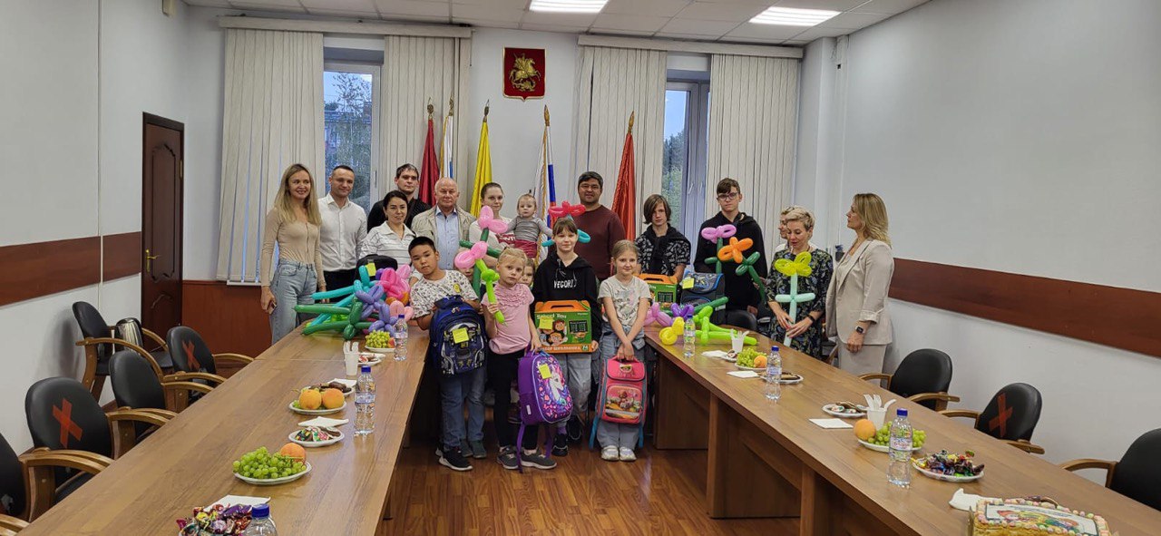 Акция "Соберем ребенка в школу"